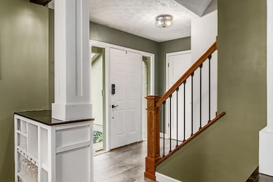 S_-_4768_Big_Walnutview_Ct_-_080