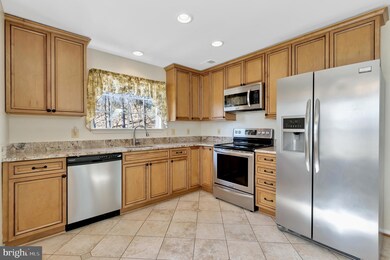 9103 Lorient Ct, Fort Washington, MD 20744 - photo 2