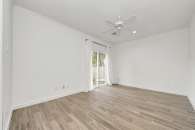 1014 Montrose Blvd unit G, Houston, TX 77019 - photo 7