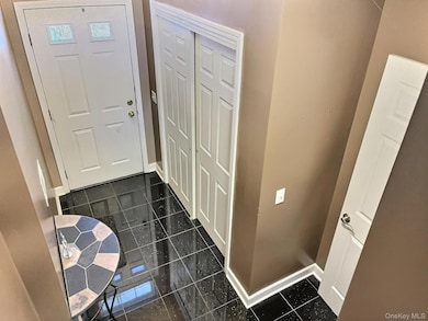 5004 Boulder Way, Wappingers Falls, NY 12590 - photo 3