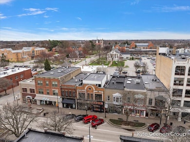 38-52 E 8th St, Holland, MI wm-2