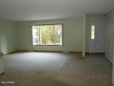 102 Kemodobi Cir W, Dingmans Ferry, PA 18328 - photo 5