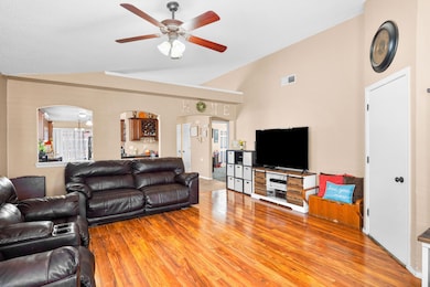 14287 Desert Cactus Dr, Horizon City, TX 79928 - photo 6