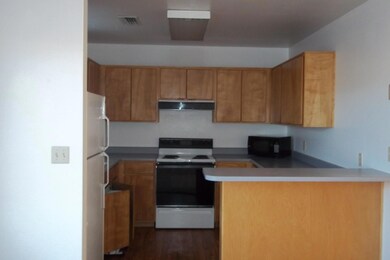 4410 Valley View B 6