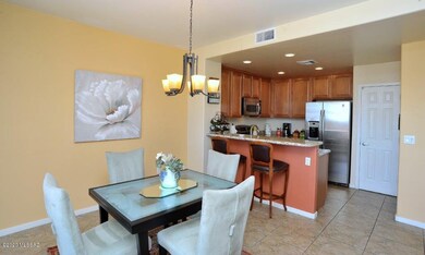 Dining/Breakfast Bar