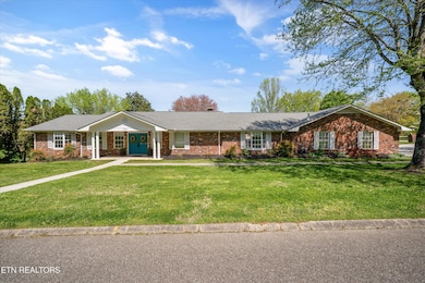02-230 Briarcliff Ave03