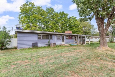 334 Aldergate St, Farmington, MO 63640 - photo 7