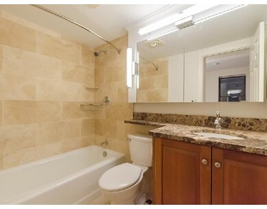 7 Henchman St unit 503, Boston, MA 02113 - photo 6