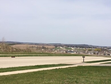 622 Bergamont Blvd, Oregon, WI 53575 - photo 4