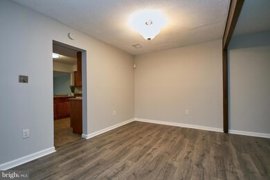 2309 Glade Bank Way, Reston, VA 20191 - photo 6