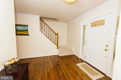 7808 Valleyfield Dr, Springfield, VA 22153 - photo 3