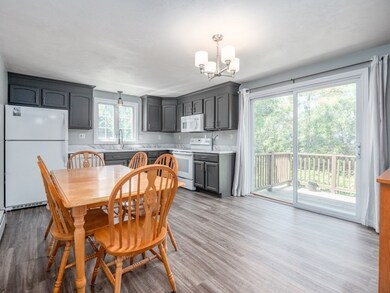 90 Loxwood St unit B, Worcester, MA 01604 - photo 4