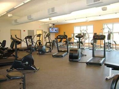 260; Qtr. I V Jackson Gore Inn, Ludlow, VT 05149 - photo 5