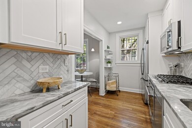 2707 Adams Mill Rd NW unit 109, Washington, DC 20009 - photo 4