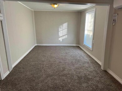 136 NE 9th St unit A, Grand Prairie, TX 75050 - photo 4