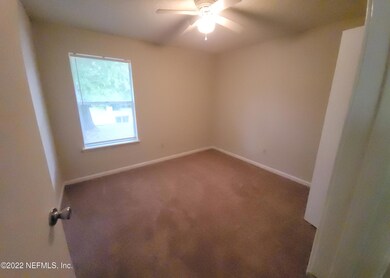 8453 Spicewood Dr, Jacksonville, FL 32216 - photo 3