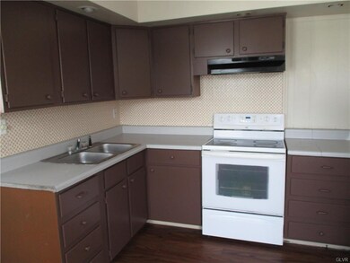 915 W Allen St unit 2, Allentown, PA 18102 - photo 5
