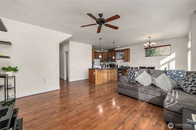 10715 SE 242nd St unit B1, Kent, WA 98030 - photo 6