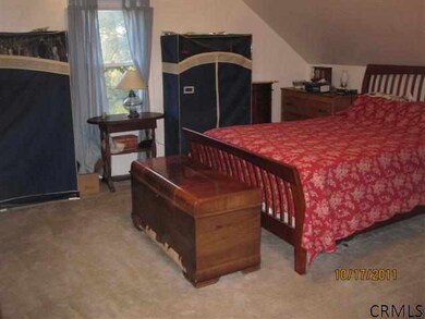 9 Hidden Hollow Rd, Albany, NY 12208 - photo 6