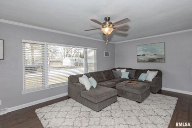 2725 Fillmore Ln, Davenport, IA 52804 - photo 7