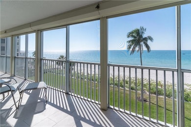 10691 Gulf Shore Dr unit 400, Naples, FL 34108 - photo 5
