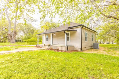 607 Colerain St, La Fayette, GA 30728 - photo 6