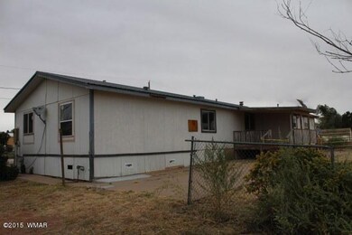023-215576-rear view