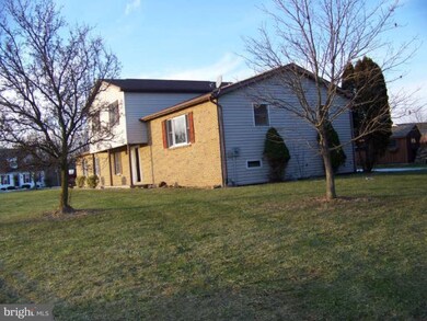 3556 Brook St, Greencastle, PA 17225 - photo 2