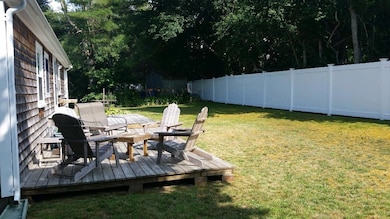 12riverrdbackyard2