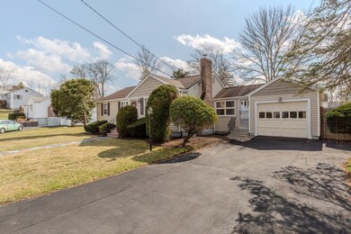 15 Day Cir, Woburn, MA 01801 - photo 3