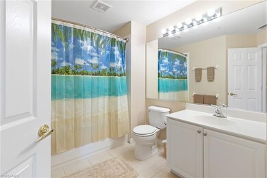 904 Hampton Cir unit 94, Naples, FL 34105 - photo 5