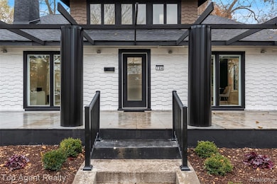 784 Barrington Rd, Grosse Pointe Park, MI 48230 - photo 7