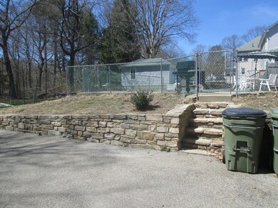 884 School St, Webster, MA 01570 - photo 6