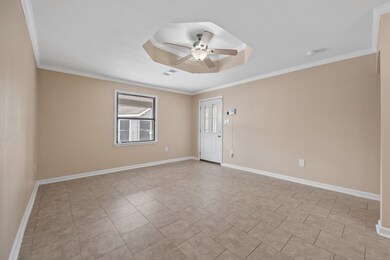 3502 Statesman Dr, Alvin, TX 77511 - photo 5