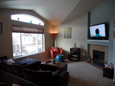 Living room 2