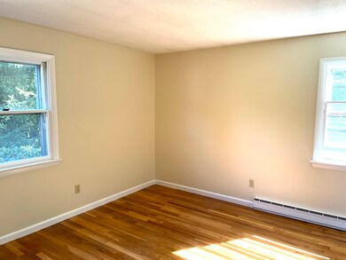 82 Tracy Cir, Amherst, MA 01002 - photo 7