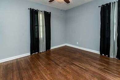 2013 55th St, Des Moines, IA 50310 - photo 4