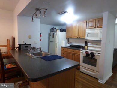 328 Thayer Ct, Newark, DE 19702 - photo 4