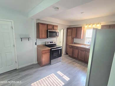 1723 Liberty St, Toledo, OH 43605 - photo 7