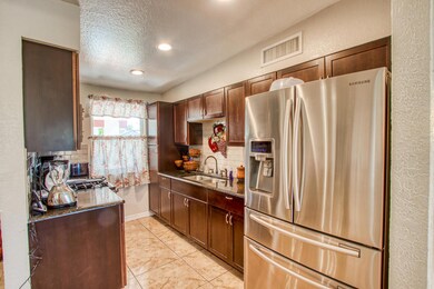 8155 Lomita Dr, El Paso, TX 79907 - photo 7