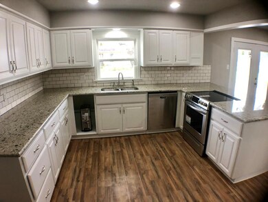 1515 Highland Dr, Bay City, TX 77414 - photo 6