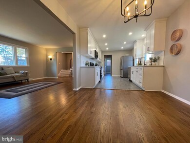 140 Castle Heights Ave, Pennsville, NJ 08070 - photo 7