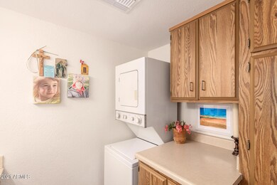 808 E Lawrence Ln unit 101, Phoenix, AZ 85020 - photo 7