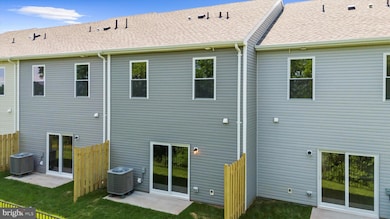 8139 Bartholomew Ct, Baltimore, MD 21206 - photo 6