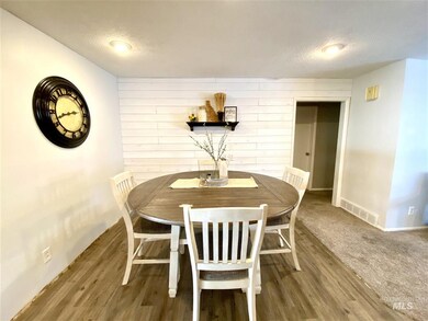 516 Cedar Dr, Burley, ID 83318 - photo 4