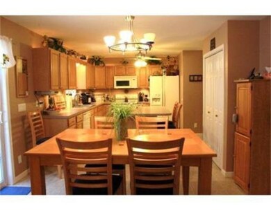 476 Worcester Rd, Barre, MA 01005 - photo 5