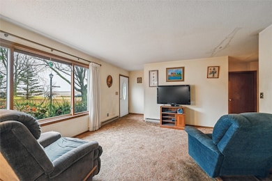 2356 Hwy 21, Dysart, IA 52224 - photo 7