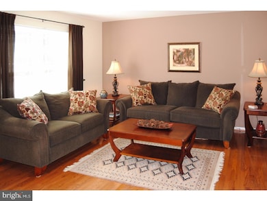 4221 Miladies Ln, Doylestown, PA 18902 - photo 6