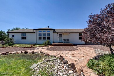 1655 W Kings Ct, Paulden, AZ 86334 - photo 2
