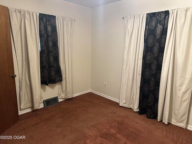 626 S High St, Neosho, MO 64850 - photo 7